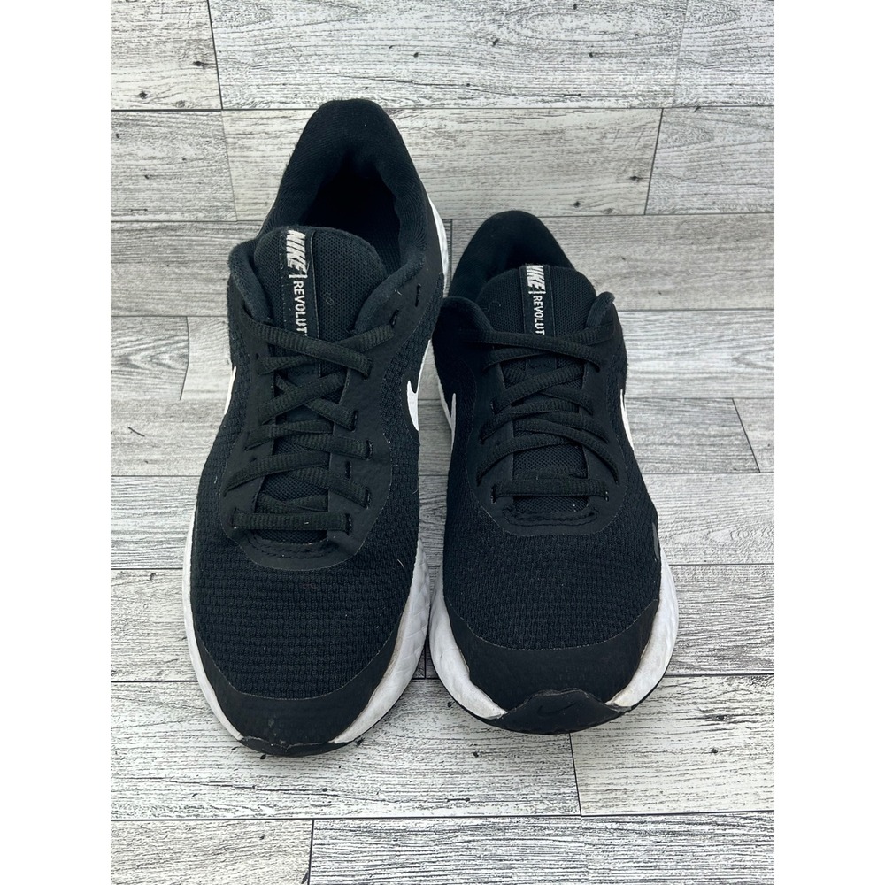 Nike Revolution 5 Kids Running Shoes Black White CU5117-003 Size 4Y